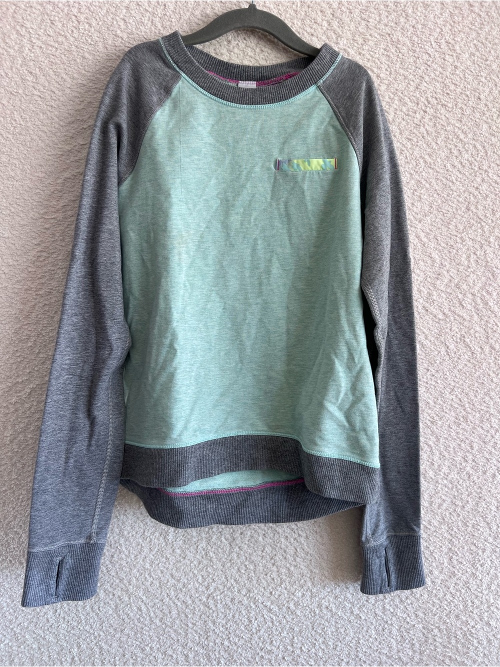 Ivivva Lululemon Girls Kids Gray Long Sleeve Sweatshirt Shirt‎ Size 8